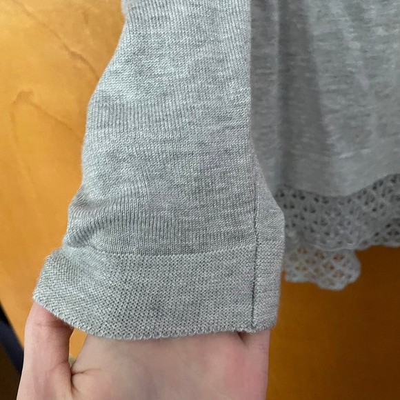 Cyrus Grey Long Sleeve Tee w Lace Trim - Picture 4 of 8